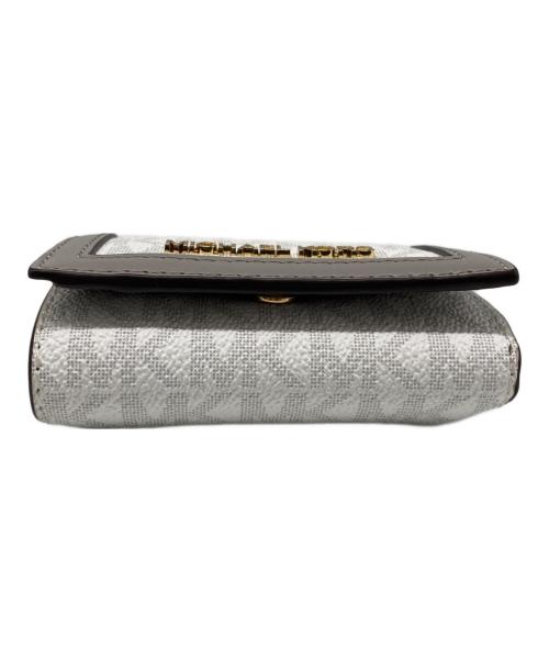 MICHAEL KORS（マイケルコース）MICHAEL KORS (マイケルコース) JET SET TRAVEL SIG 3つ折り財布 ホワイトの古着・服飾アイテム