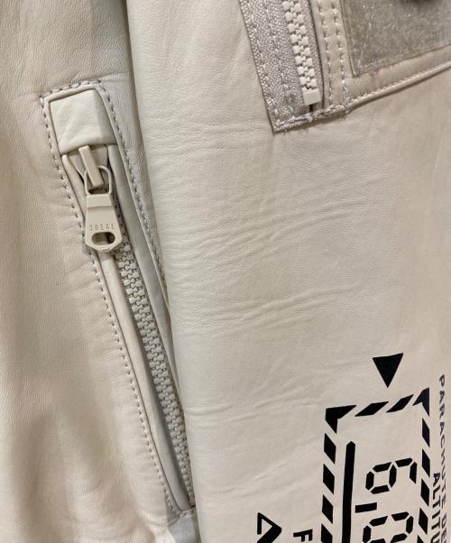 AVIREX（アヴィレックス）AVIREX (アヴィレックス) LEATHER HOODIE HALO ジャケット ベージュ サイズ: XLの古着・服飾アイテム