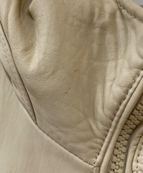 AVIREX（アヴィレックス）AVIREX (アヴィレックス) LEATHER HOODIE HALO ジャケット ベージュ サイズ: XLの古着・服飾アイテム