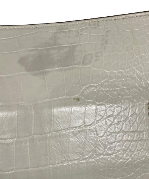 JIMMY CHOO（ジミーチュウ）JIMMY CHOO (ジミーチュウ) OSCAR スタースタッズ ボディバッグ ホワイトの古着・服飾アイテム