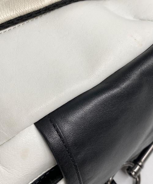 COACH（コーチ）COACH (コーチ) エッジ パック シグネチャー カラーブロック ホワイトの古着・服飾アイテム