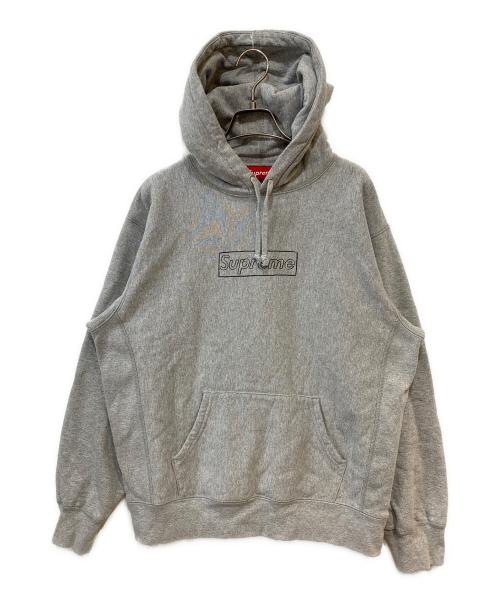 SUPREME（シュプリーム）SUPREME (シュプリーム) KAWS (カウズ) 21SS Chalk Box Logo Sweatshirt グレー サイズ:Sの古着・服飾アイテム