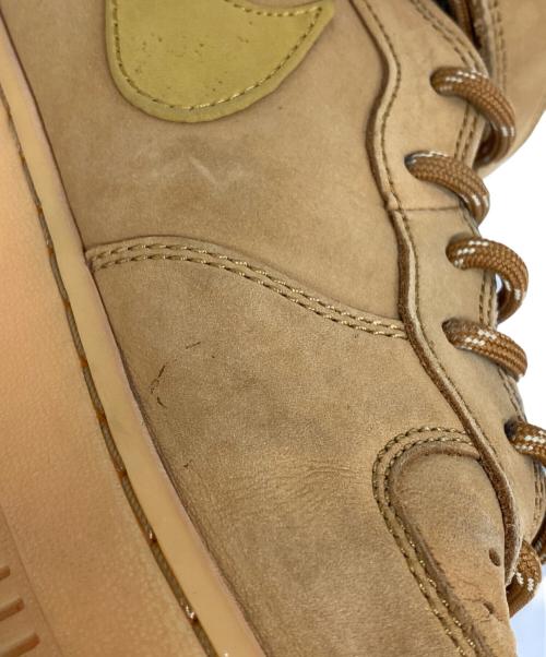NIKE（ナイキ）NIKE (ナイキ) AIR FORCE 1 MID '07 ミッドカットスニーカー WB FLAX/WHEAT-GUM LI サイズ:28cmの古着・服飾アイテム