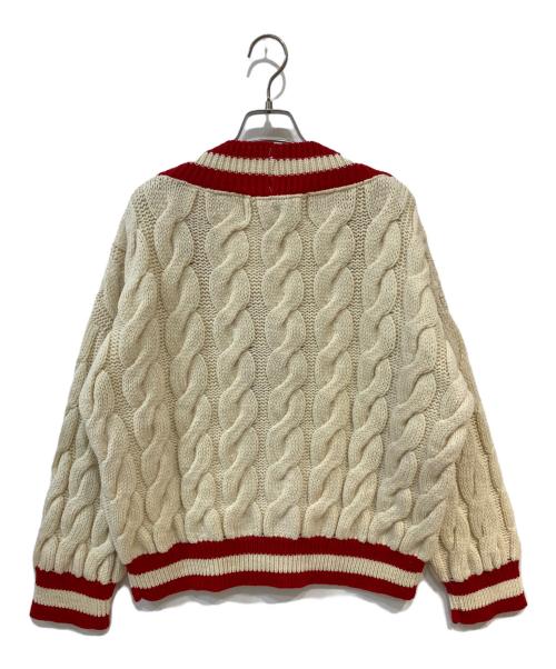 oldderby Knitwear（オールドダービーニットウェア）Oldderby Knitwear (オールドダービーニットウェア) Big Cable Vee Cardigan アイボリー サイズ:M 未使用品の古着・服飾アイテム