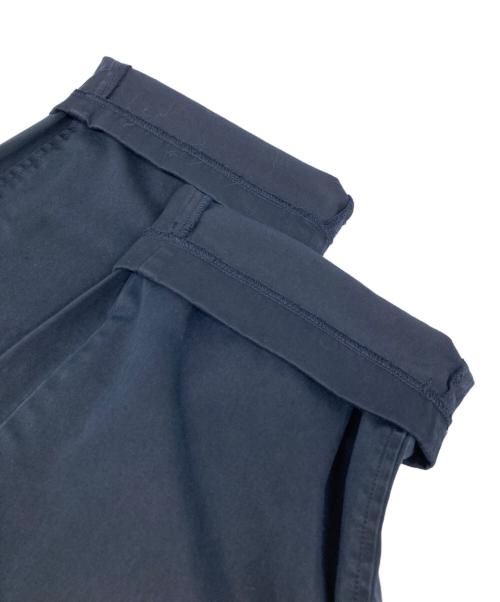 CAHLUMN（カウラム）CAHLUMN (カウラム) Extra Long Staple Organic Cotton 2 Tuck Chino Pant ネイビー サイズ:Lの古着・服飾アイテム