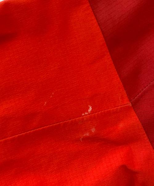 MAMMUT（マムート）MAMMUT (マムート) GORE-TEX Icefall II JKT レッド サイズ:Mの古着・服飾アイテム