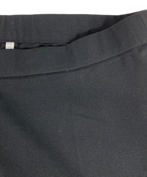 LEONARD FASHION（レオナールファッション）LEONARD FASHION (レオナールファッション) 裾ラインストーンスリットパンツ ブラック サイズ: 38の古着・服飾アイテム