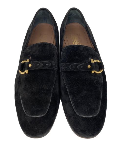 Salvatore Ferragamo（サルヴァトーレ フェラガモ）Salvatore Ferragamo (サルヴァトーレ フェラガモ) ALESSIO スウェード ビットローファー ブラック サイズ:8の古着・服飾アイテム