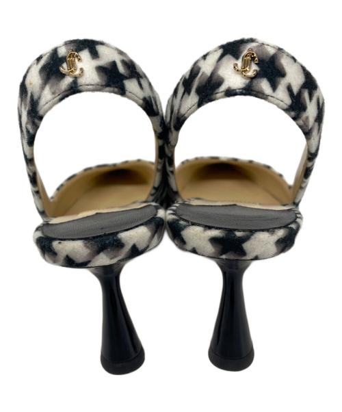 JIMMY CHOO（ジミーチュウ）JIMMY CHOO (ジミーチュウ) LIYA 65 スター柄 パンプス ホワイト×ブラック サイズ:36の古着・服飾アイテム
