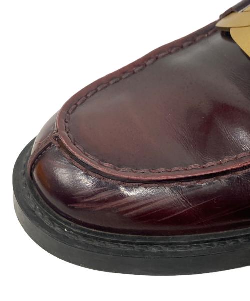 TOD'S（トッズ）TOD'S (トッズ) KATE ケイト レザー メタルチェーン ローファー ブラック サイズ:37の古着・服飾アイテム
