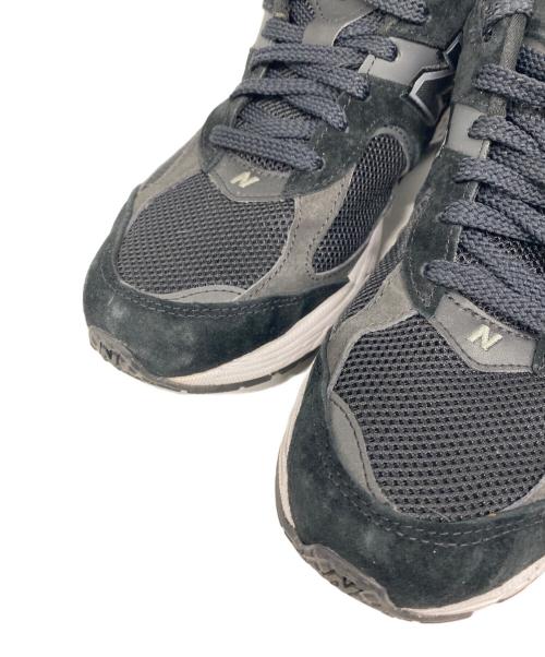NEW BALANCE（ニューバランス）NEW BALANCE (ニューバランス) M2002RBK ローカットスニーカー BLACK/WHITE サイズ: 29cmの古着・服飾アイテム