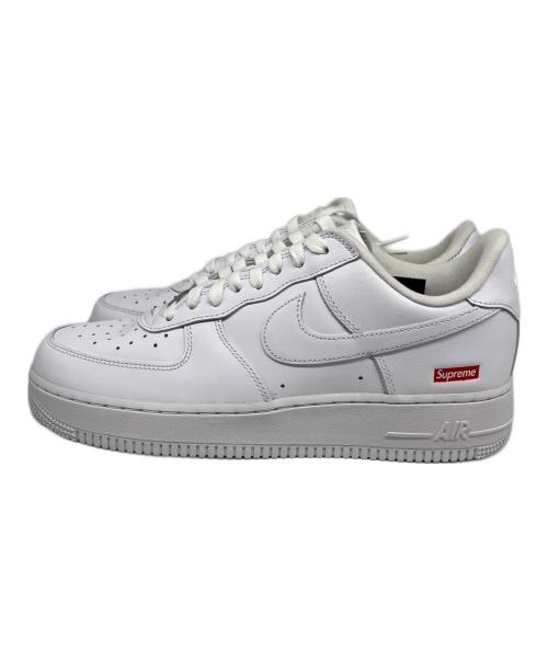 NIKE（ナイキ）NIKE (ナイキ) SUPREME (シュプリーム) AIR FORCE 1 LOW/SUPREME ローカットスニーカー WHITE/WHITE サイズ:27.5cm 未使用品の古着・服飾アイテム