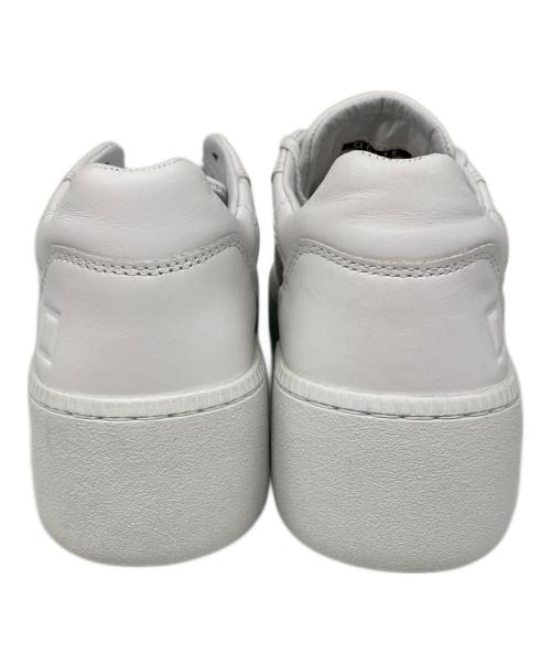 D.A.T.E.（デイト）D.A.T.E. (デイト) STEP CALF  ローカットスニーカー ホワイト サイズ:22.5cmの古着・服飾アイテム