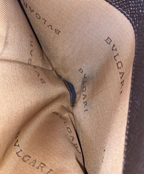 BVLGARI（ブルガリ）BVLGARI (ブルガリ) クラシコ Wホック 2つ折り財布 ブラウンの古着・服飾アイテム
