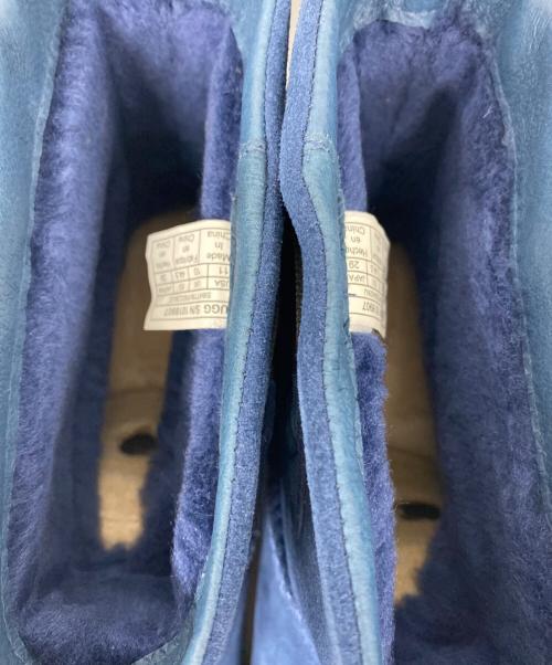 UGG（アグ）UGG (アグ) CLASSIC MINI STRAP ストラップ ムートンブーツ ネイビー サイズ:29cmの古着・服飾アイテム