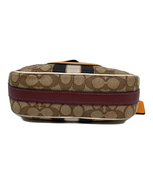COACH（コーチ）COACH (コーチ) Dempsey Camera Bag ベージュの古着・服飾アイテム