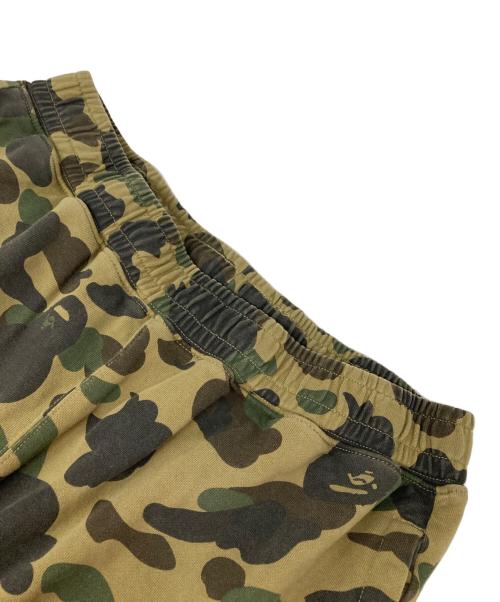 A BATHING APE（アベイシングエイプ）A BATHING APE (アベイシングエイプ) 1ST CAMO ONE POINT RELAXED FIT SWEAT PANTS グリーン サイズ:XLの古着・服飾アイテム
