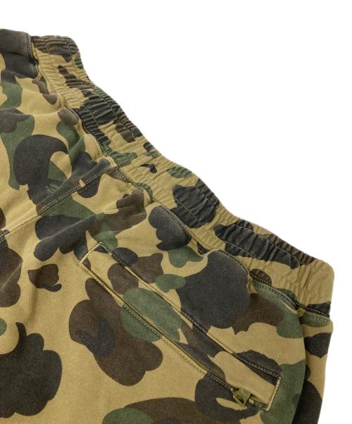 A BATHING APE（アベイシングエイプ）A BATHING APE (アベイシングエイプ) 1ST CAMO ONE POINT RELAXED FIT SWEAT PANTS グリーン サイズ:XLの古着・服飾アイテム
