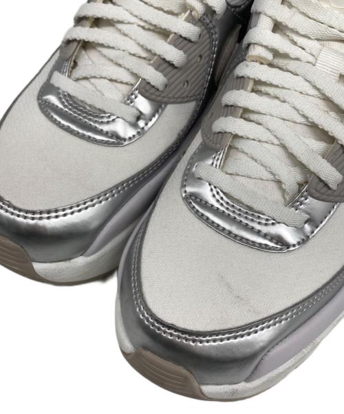 NIKE（ナイキ）NIKE (ナイキ) Air MAX 90 LV8 ローカットスニーカー ホワイト サイズ:24.5cmの古着・服飾アイテム