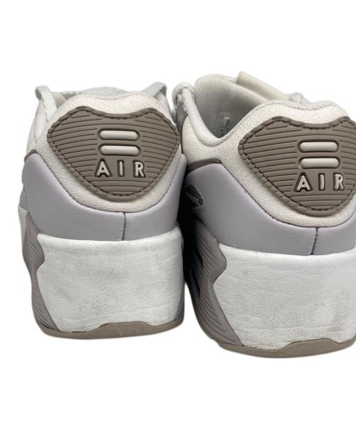 NIKE（ナイキ）NIKE (ナイキ) Air MAX 90 LV8 ローカットスニーカー ホワイト サイズ:24.5cmの古着・服飾アイテム