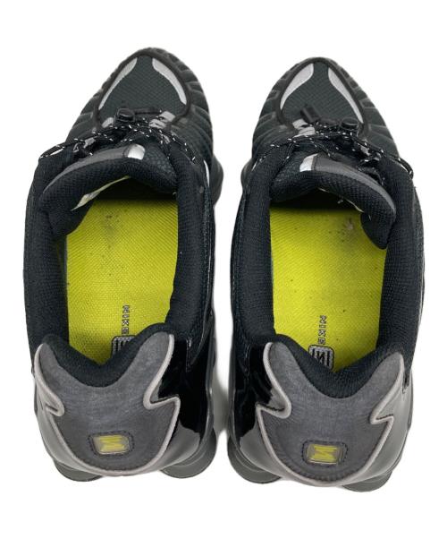 NIKE（ナイキ）NIKE (ナイキ) SHOX TL ローカットスニーカー BLACK/METALLIC SILVER-IRON GREY サイズ:27cmの古着・服飾アイテム