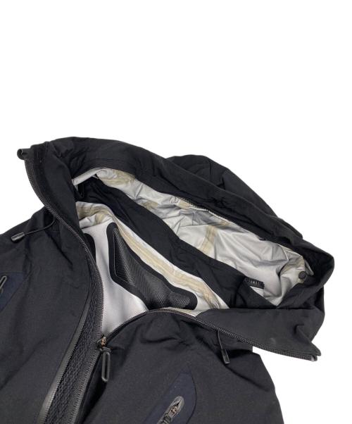 DESCENTE ALLTERRAIN（デザイント オルテライン）Descente ALLTERRAIN (デザイント オルテライン) INNER SURFACE TECHNOLOGY PARA-HOOD JACKET ブラック サイズ:Lの古着・服飾アイテム