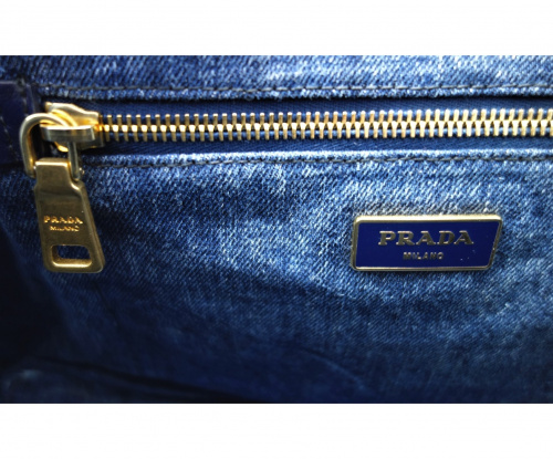 PRADA（プラダ）PRADA (プラダ) デニムトートバッグ インディゴ カナパ B1877B 158の古着・服飾アイテム