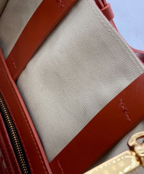 MARNI（マルニ）MARNI (マルニ) 2WAY MUSEO MINI ショルダーバッグ ブラウン×ホワイトの古着・服飾アイテム