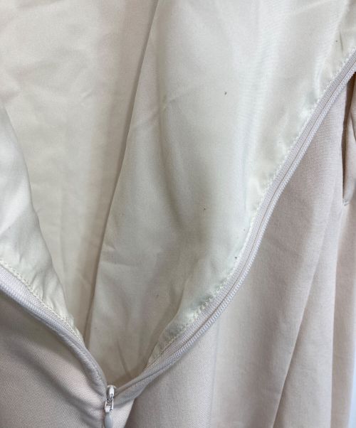 CLANE（クラネ）CLANE (クラネ) HALTER NECK LONG ONE PIECE ベージュの古着・服飾アイテム