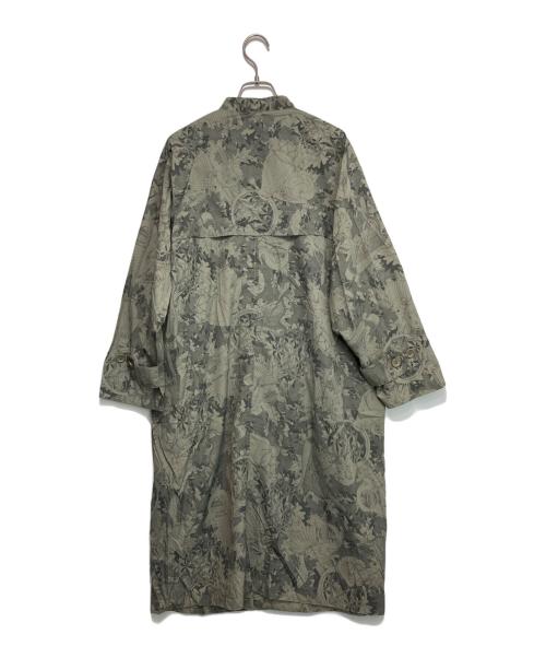 SWASH LONDON（スウォッシュ ロンドン）SWASH LONDON (スウォッシュ ロンドン) EAR (イア) 総柄ナイロンコート グレー サイズ:-の古着・服飾アイテム
