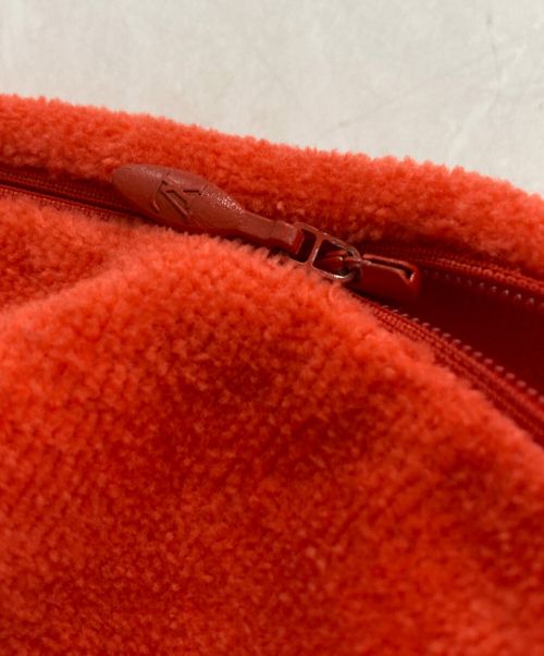 LOUIS VUITTON（ルイ ヴィトン）LOUIS VUITTON (ルイ ヴィトン) プティ クッション・LV バケーションの古着・服飾アイテム