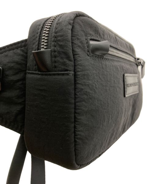 EMPORIO ARMANI（エンポリオアルマーニ）EMPORIO ARMANI (エンポリオアルマーニ) ナイロンウエストバッグ ブラックの古着・服飾アイテム