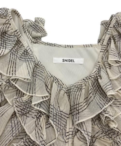 Snidel（スナイデル）Snidel (スナイデル) Sustainableプリントプリーツワンピース ベージュ サイズ:00 未使用品の古着・服飾アイテム