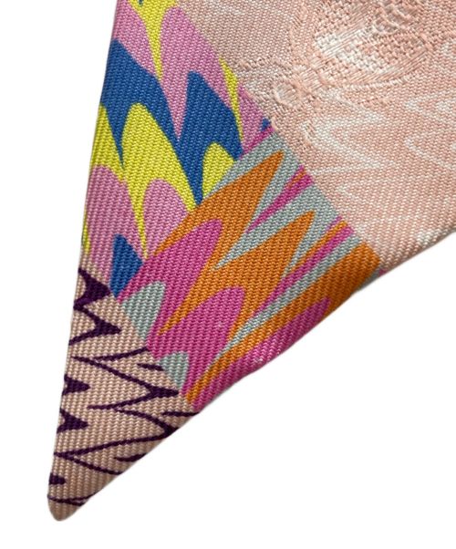 HERMES（エルメス）HERMES (エルメス) TWILLY MARBLE SILK/ツイリースカーフ ピンクの古着・服飾アイテム