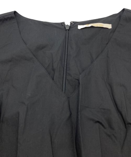 ne quittez pas（ヌキテパ）ne quittez pas (ヌキテパ) ポプリンソリッドピンタックワンピース ブラック サイズ:Sの古着・服飾アイテム