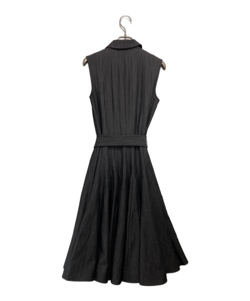 Calvin Klein（カルバンクライン）Calvin Klein (カルバンクライン) ベルト付きノースリーブワンピース グレー サイズ:4の古着・服飾アイテム