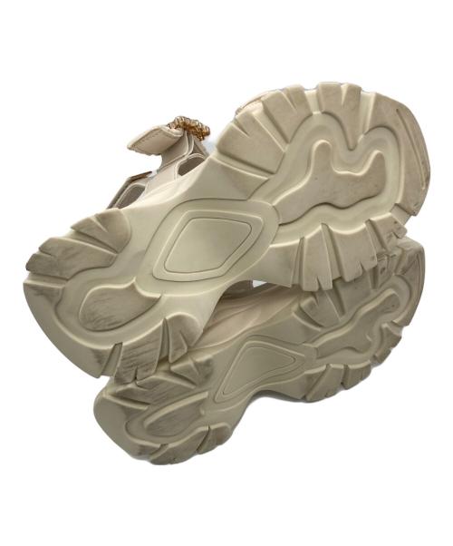 RANDA（ランダ）RANDA (ランダ) ビジュー×ギャザーベルトスポーツサンダル ベージュ サイズ:Sの古着・服飾アイテム