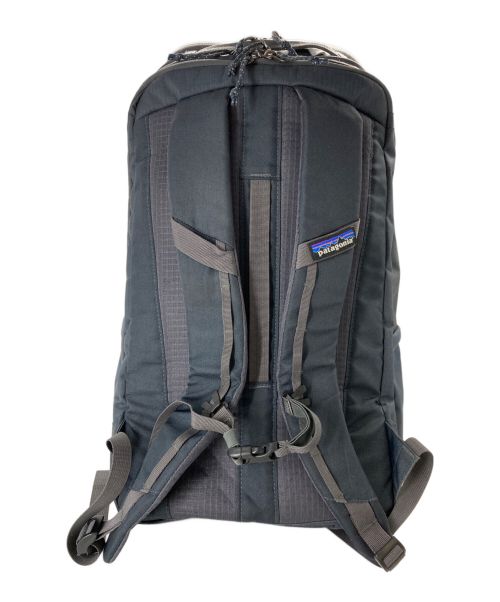 Patagonia（パタゴニア）Patagonia (パタゴニア) 32L BLACK HOLE PACK グレーの古着・服飾アイテム