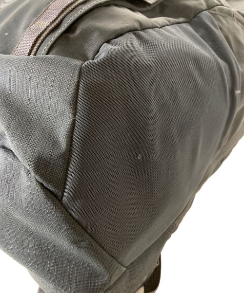 Patagonia（パタゴニア）Patagonia (パタゴニア) 32L BLACK HOLE PACK グレーの古着・服飾アイテム