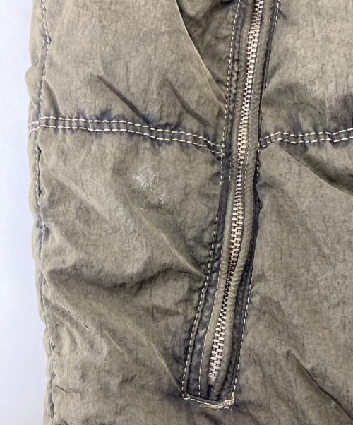 C.P COMPANY（シーピーカンパニー）C.P COMPANY (シーピーカンパニー) ダウンジャケット カーキ サイズ:48の古着・服飾アイテム