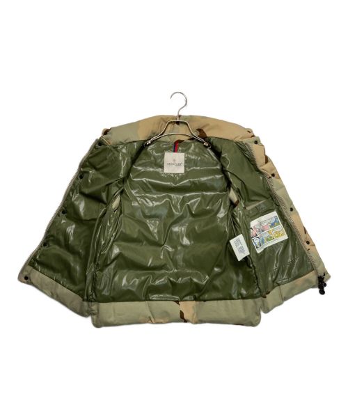 MONCLER（モンクレール）MONCLER (モンクレール) IB GILET ウッドランドカモダウンベスト カーキの古着・服飾アイテム