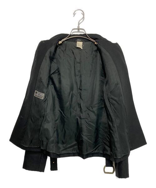 GIANNI VERSACE（ジャンニ・ヴェルサーチ）GIANNI VERSACE (ジャンニ・ヴェルサーチ) ベルト付きジャケット ブラック サイズ:38の古着・服飾アイテム