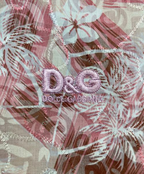 D&G（ディーアンドジー）D&G (ディーアンドジー) ロゴ刺繍花柄シャツ ピンク サイズ:XLの古着・服飾アイテム