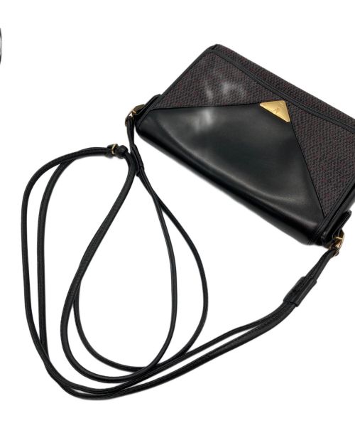 Yves Saint Laurent（イヴサンローラン）Yves Saint Laurent (イヴサンローラン) ショルダーバッグ グレー×ブラック サイズ:-の古着・服飾アイテム