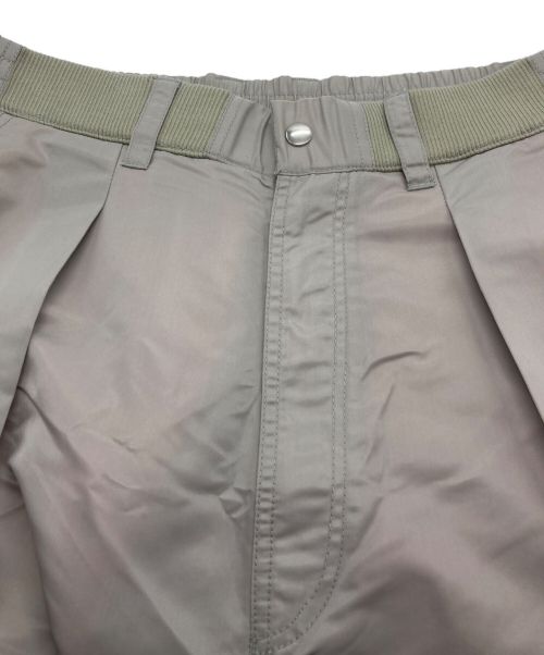 A + TOKYO（エープラス トウキョウ）A + TOKYO (エープラス トウキョウ) MA-1 ワイドパンツ グレー サイズ:2の古着・服飾アイテム