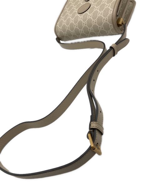 GUCCI（グッチ）GUCCI (グッチ) GGスプリームョルダーバッグ ベージュの古着・服飾アイテム