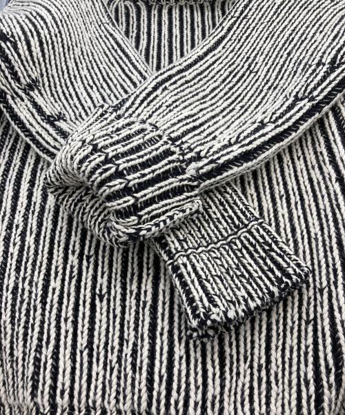 BALENCIAGA（バレンシアガ）BALENCIAGA (バレンシアガ) ハイネックニット ブラック×ホワイト サイズ:36の古着・服飾アイテム