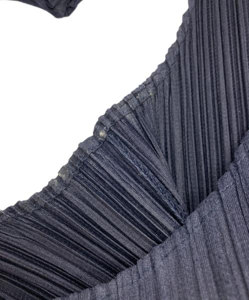 PLEATS PLEASE（プリーツプリーズ）PLEATS PLEASE (プリーツプリーズ) プリーツブラウス ネイビー サイズ:3の古着・服飾アイテム