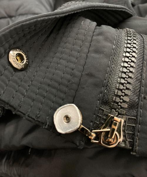 MONCLER（モンクレール）MONCLER (モンクレール) sacai (サカイ) SHIOダウンコート ブラック サイズ:1の古着・服飾アイテム