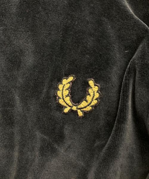 FRED PERRY（フレッドペリー）FRED PERRY (フレッドペリー) トラックジャケット ブラック×イエロー サイズ:Sの古着・服飾アイテム